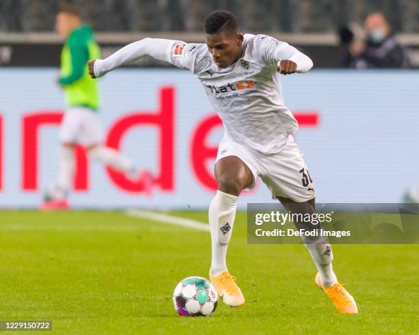 Breel Embolo of Borussia Moenchengladbach controls the ball during the Bundesliga match between Borussia Moenchengladbach and VfL Wolfsburg at...