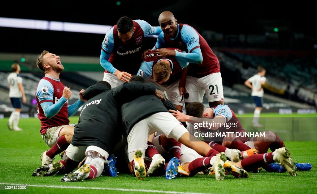 TOPSHOT-FBL-ENG-PR-TOTTENHAM-WEST HAM