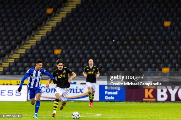 Eric Kahl of AIK in a duel with Tobias Sana of IFK Goteborg during the Allsvenskan match between AIK and IFK Goteborg at Friends Arena on October 18,...