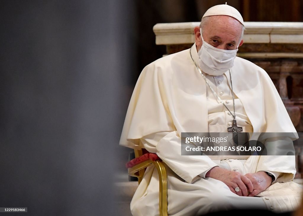 Pope With Mask Pope Francis, both wearing a protective face mask attends an... News ...
