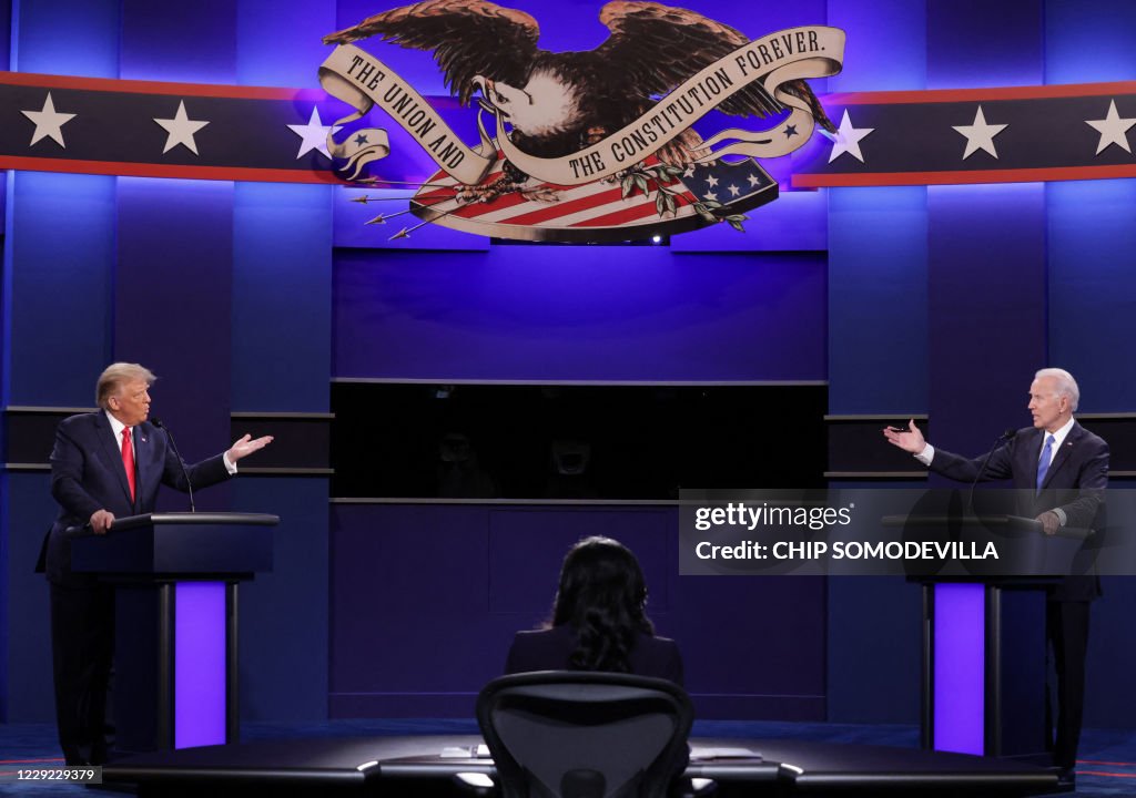 TOPSHOT-US-VOTE-DEBATE