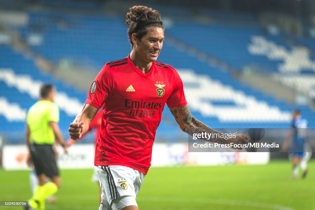 Lech Poznan v SL Benfica: Group D - UEFA Europa League