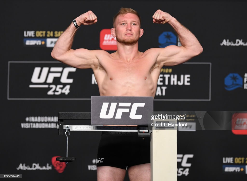 UFC 254: Khabib v Gaethje Weigh-in