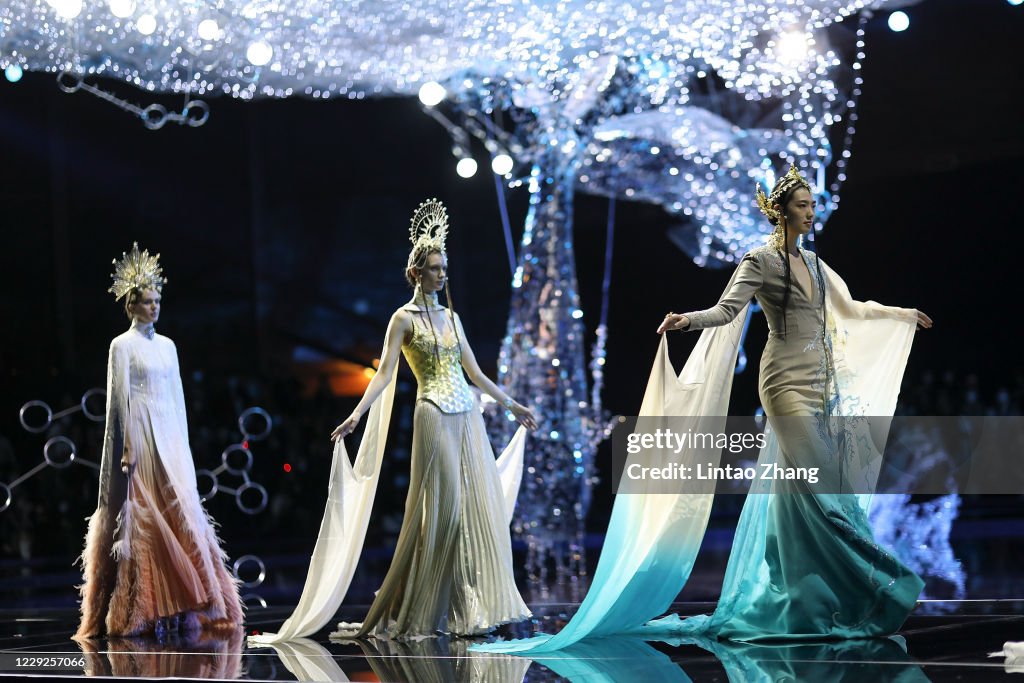 China Fashion Week 2021 S/S Collection - Day 1