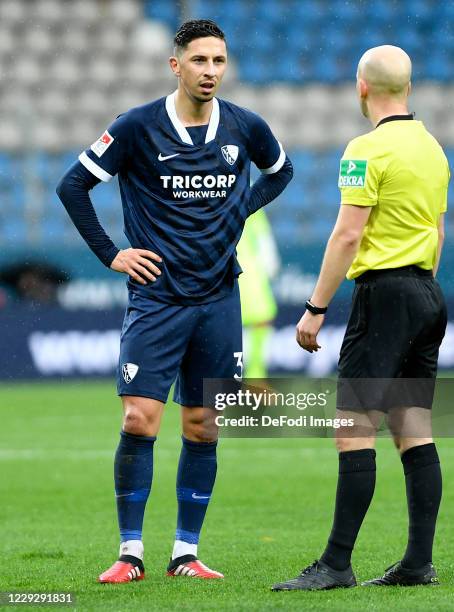 Robert Zulj of VfL Bochum looks on during the Second Bundesliga match between VfL Bochum 1848 and FC Erzgebirge Aue at Vonovia Ruhrstadion on October...