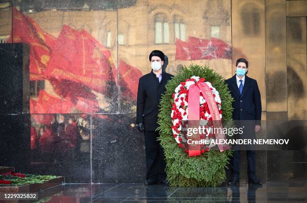 Lenin Supporters Lenin Young Communist League Photos and Premium High Res Pictures ...