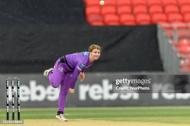 Amy Smith of the Hurricanes balls during the Women's Big Bash League WBBL match between the Brisbane Heat and the Hobart Hurricanes at GIANTS...