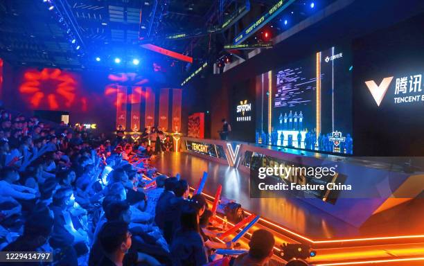 Lol Commentators 1,172 League Of Legends World Championship Photos & High Res Pictures ...