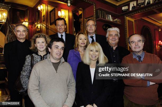 Les auteurs Alexandre Jardin , Mireille Darc , Frédéric Mitterrand , les éditeurs Isabelle Laffont , Laure Adler et Claude Durand , l'écrivain...