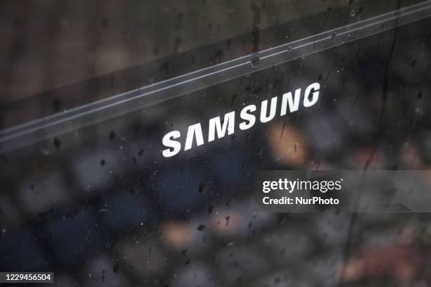Samsung logo seen in Warsaw on 4 November, 2020.