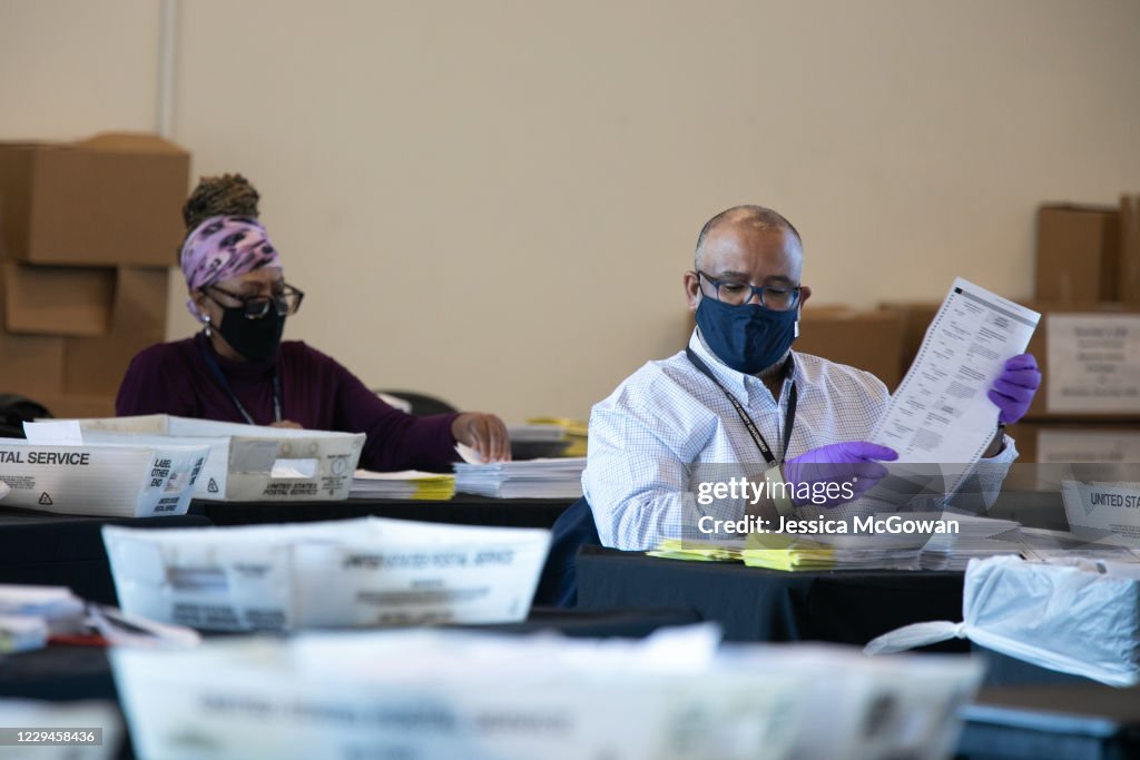 Georgia Election Officials Continue Ballot Counting