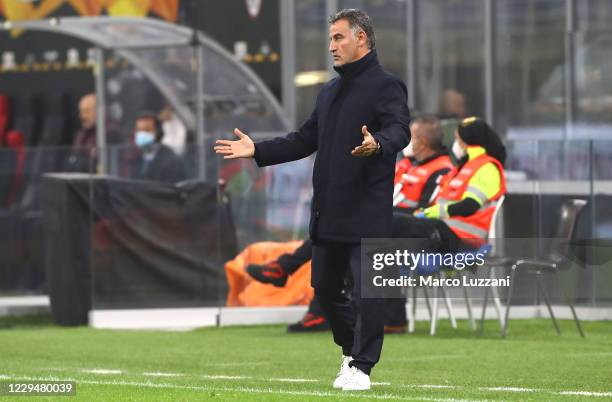 Lille head coach Christophe Galtier gestures during the UEFA Europa League Group H stage match between AC Milan and LOSC Lille at San Siro Stadium on...