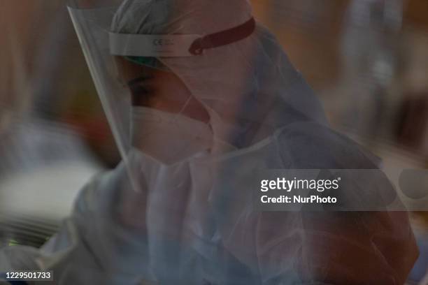 Nures inside the intensive care unit in the COVID 19 department at the Istituto Clinico Casalpalocco hospital in Rome, Italy on 6th November 2020,...