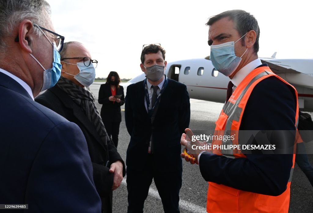 FRANCE-GOVERNMENT-HEALTH-VIRUS-EVACUATION