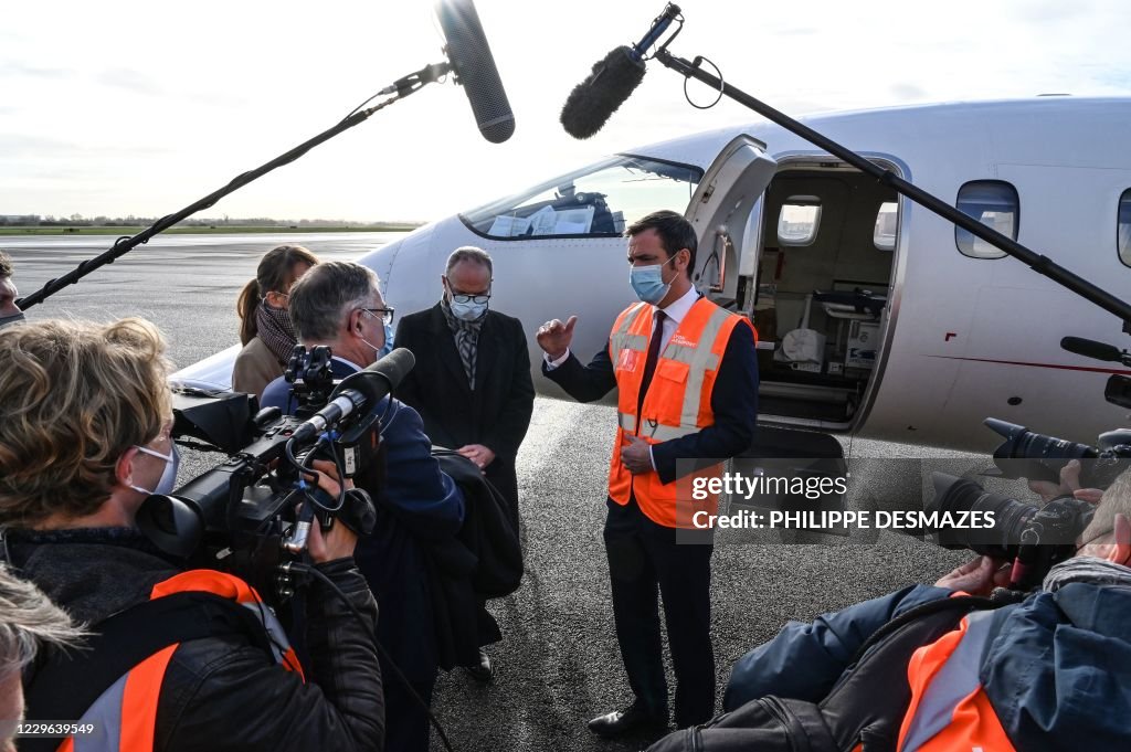 FRANCE-GOVERNMENT-HEALTH-VIRUS-EVACUATION