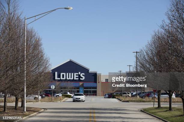 Lowe's store in Orland Park, Illinois, U.S., on Monday, Nov. 16, 2020. Lowe's Cos Inc. Is scheduled to release earnings figures on November 18....