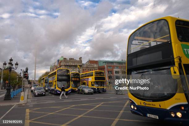 General view of a busy traffic on O'Connell Bridge in Dublin's city centre. On Thursday, November 19 in Dublin, Ireland.