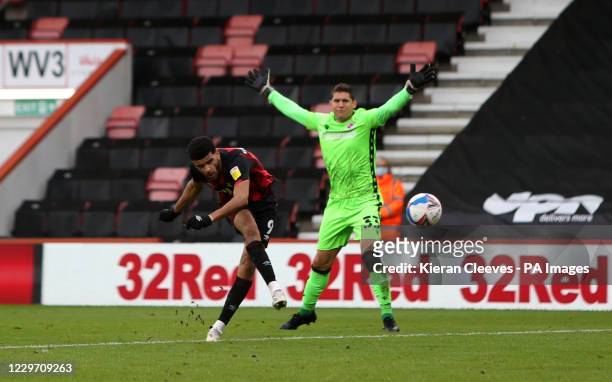 Bournemouth's Dominic Solanke scores his sides fourth goal of the game after rounding goalkeeper Barbosa Rafael Cabral during the Sky Bet...