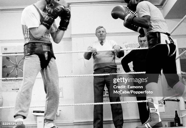 Colin Boxer Manager Eddie Thomas Photos and Premium High Res Pictures - Getty Images