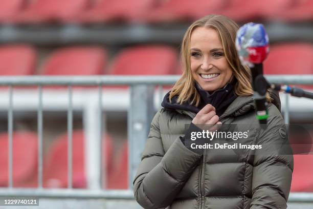 Sky Moderatorin Nele Schenker smiles during the Second Bundesliga match between FC Wuerzburger Kickers and Hannover 96 at flyeralarm Arena on...