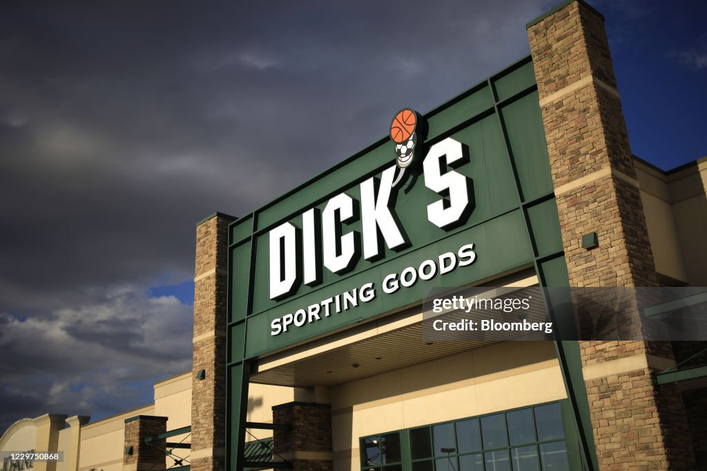 A Dick's Sporting Goods Inc. Location Ahead Of Earnings