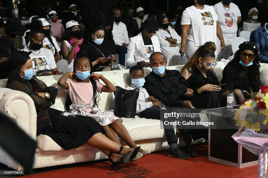 Mshoza s Family During The Memorial Service Of Nomasonto Maswanganyi mshoza-s-family-during-the-memorial-service-of-nomasonto-maswanganyi