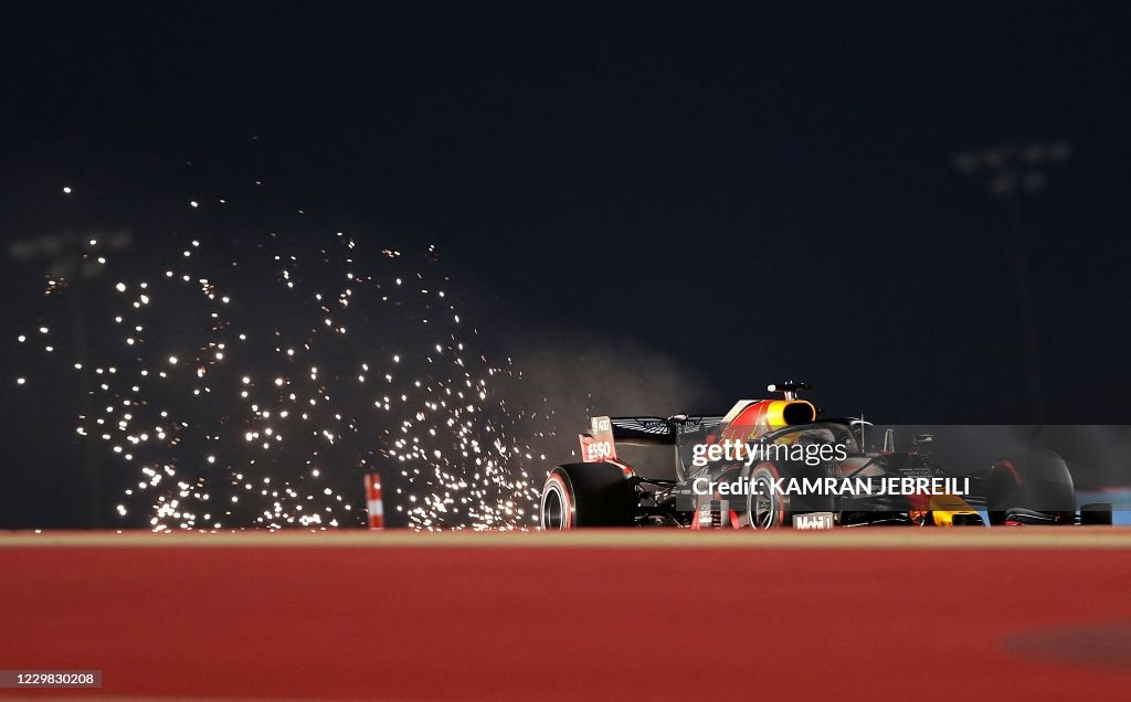 TOPSHOT-AUTO-PRIX-F1-BAHRAIN-QUALIFYING