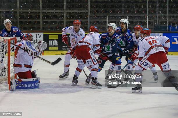 Dimitri Paetzold of EV Landshut, Stephan Kronthaler of EV Landshut, Max Hofbauer of EV Landshut, Nathan Burns of EC Kassel Huskies and Lois Spitzner...