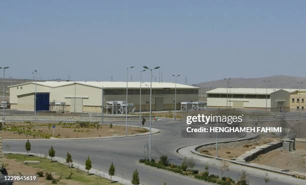 General view shows the Iranian nuclear research centre of Natanz, 270 kms south of Tehran, 30 March 2005. Iran gave reporters, accompanying President...