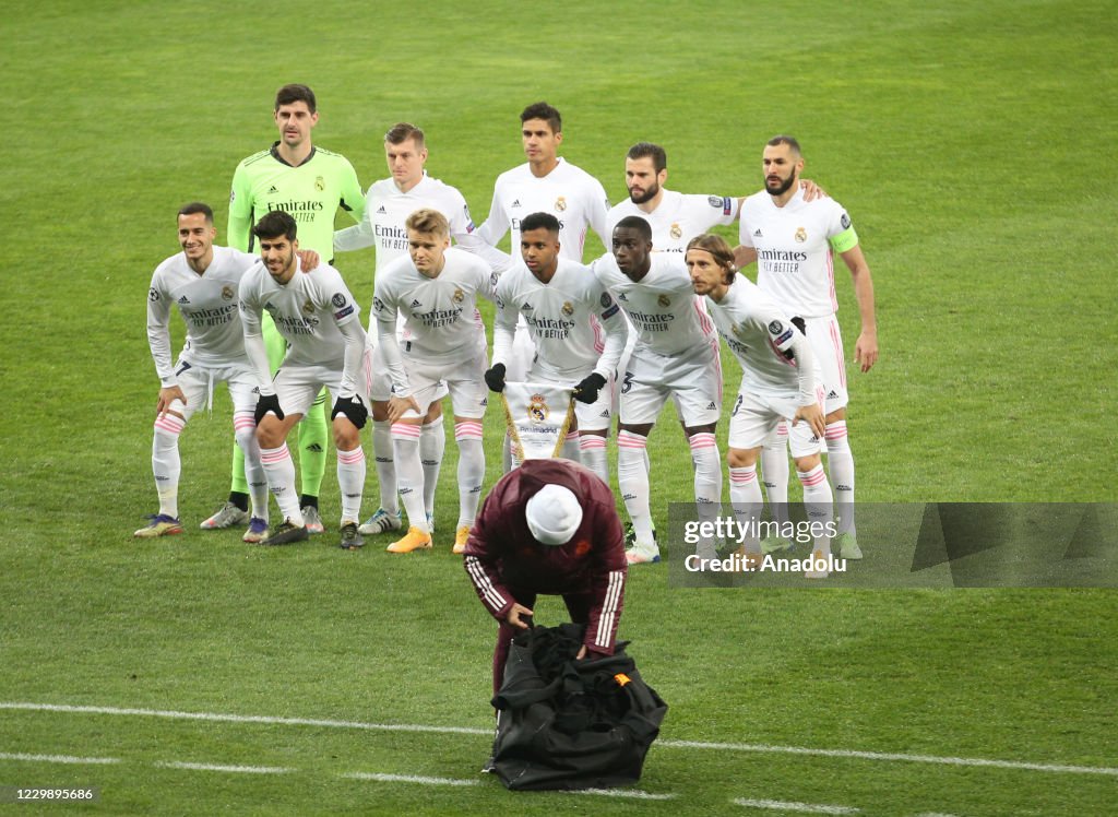 Real Madrid v Shakhtar - UEFA Champions League