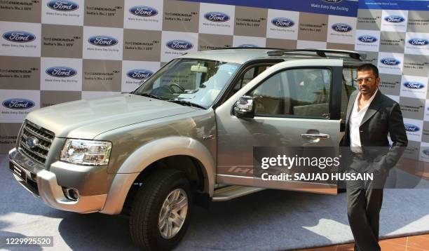 75 Rss Endeavour 75 Ford Endeavour Thunder Stock Photos, High-Res Pictures, and Images ...
