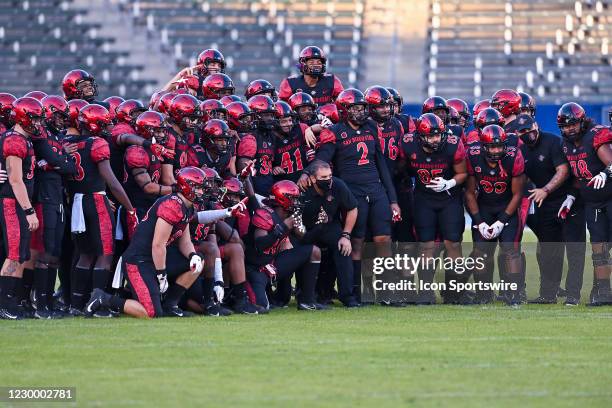 Aztec Football Game San Diego State Aztecs Football Photos and Premium High Res Pictures ...