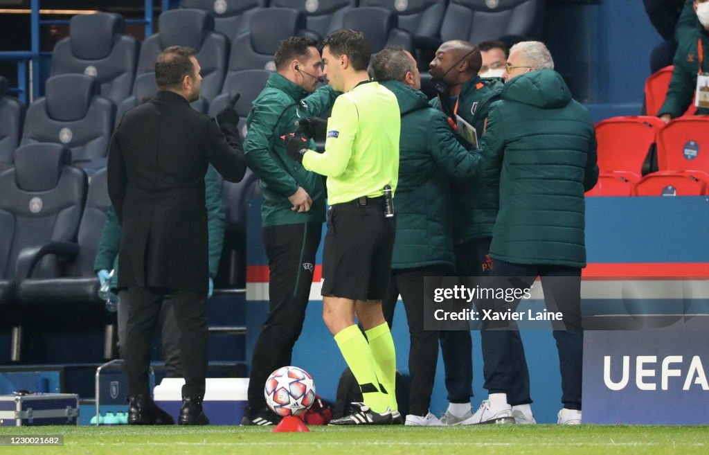 Paris Saint Germain v Istanbul Basaksehir - UEFA Champions League