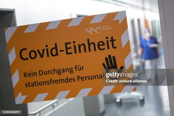 R Rkh 143 Rkh He Also Stock Photos, High-Res Pictures, and Images - Getty Images
