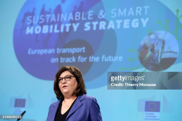 Adina Valean talks to media about the European Climate Pact and the Sustainable and Smart Mobility Strategy, as part of the European Green Deal in...