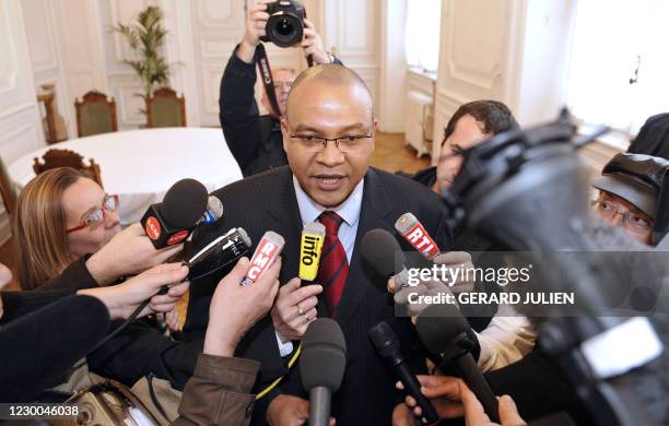 Pierre N'Gahane, d'origine camerounaise répond à la presse, le 12 novembre 2008 à la Préfecture des Bouches-du-Rhône, après avoir été nommé préfet...