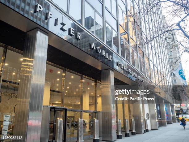 Pfizer Building Sign 660 Pfizer Building Stock Photos, High-Res Pictures, and Images - Getty ...