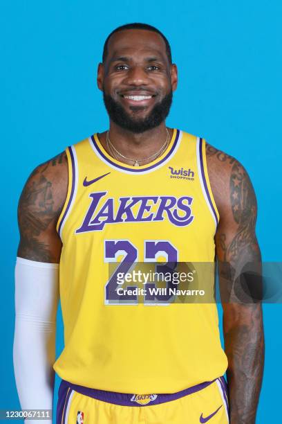 LeBron James of the Los Angeles Lakers poses for a head shot during... News  Photo - Getty Images