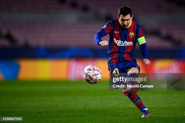 Lionel Messi of FC Barcelona kicks the ball during the UEFA Champions League Group G football match between FC Barcelona and Juventus. Juventus FC...