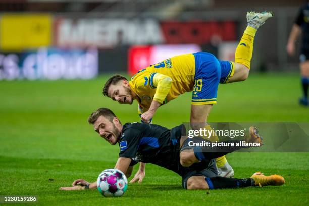 December 2020, North Rhine-Westphalia, Paderborn: Football: 2. Bundesliga, SC Paderborn 07 - Eintracht Braunschweig, Matchday 12, at Benteler-Arena....