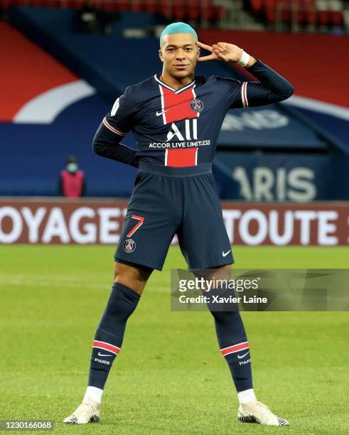 Kylian Mbappe of Paris Saint-Germain celebrates his goal during the Ligue 1 match between Paris Saint-Germain and FC Lorient at Parc des Princes on...