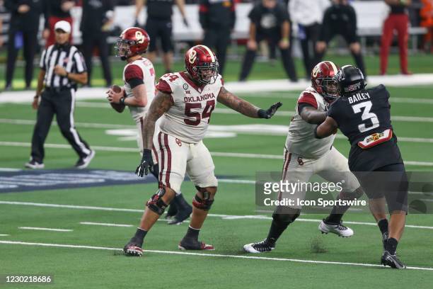 Oklahoma Sooners offensive lineman Marquis Hayes pass blocks during the Big 12 Championship game between Oklahoma and Iowa State on December 19, 2020...