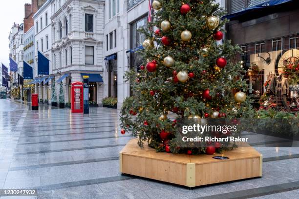 Four days before Christmas, retailers in Bond Street remain closed after the government's last-minute u-turn on the easing of Coronavirus pandemic...