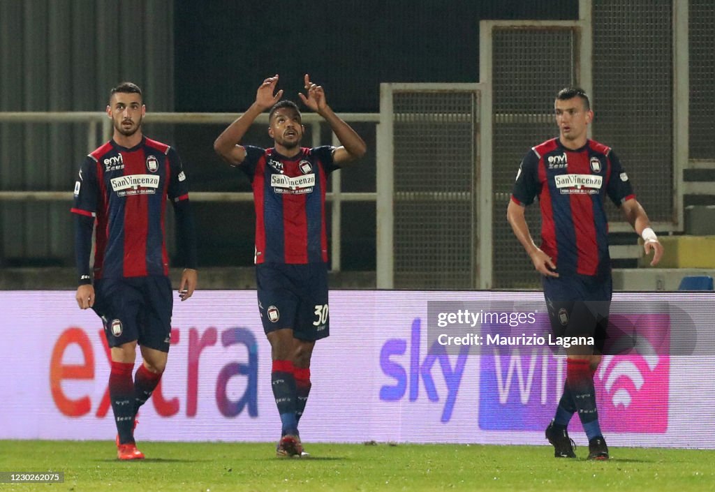 FC Crotone v Parma Calcio - Serie A