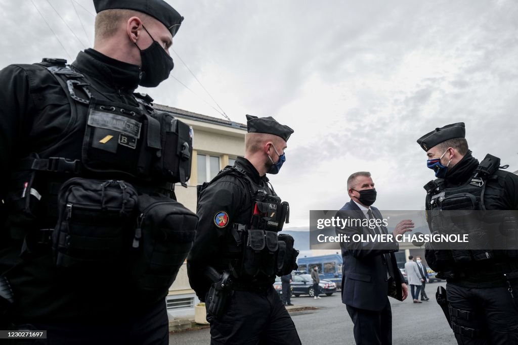 FRANCE-CRIME-SHOOTING-POLICE