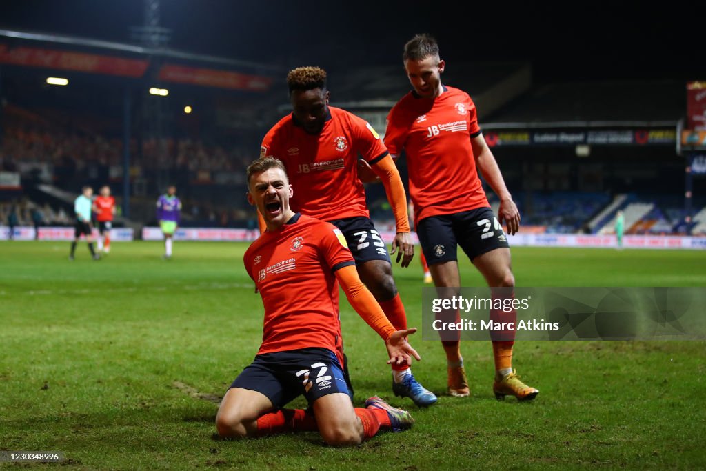 Luton Town v Bristol City - Sky Bet Championship