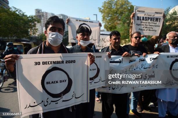 Pakistan Rafi Mob 43 Karak Pakistan Stock Photos, High-Res Pictures, and Images - Getty ...