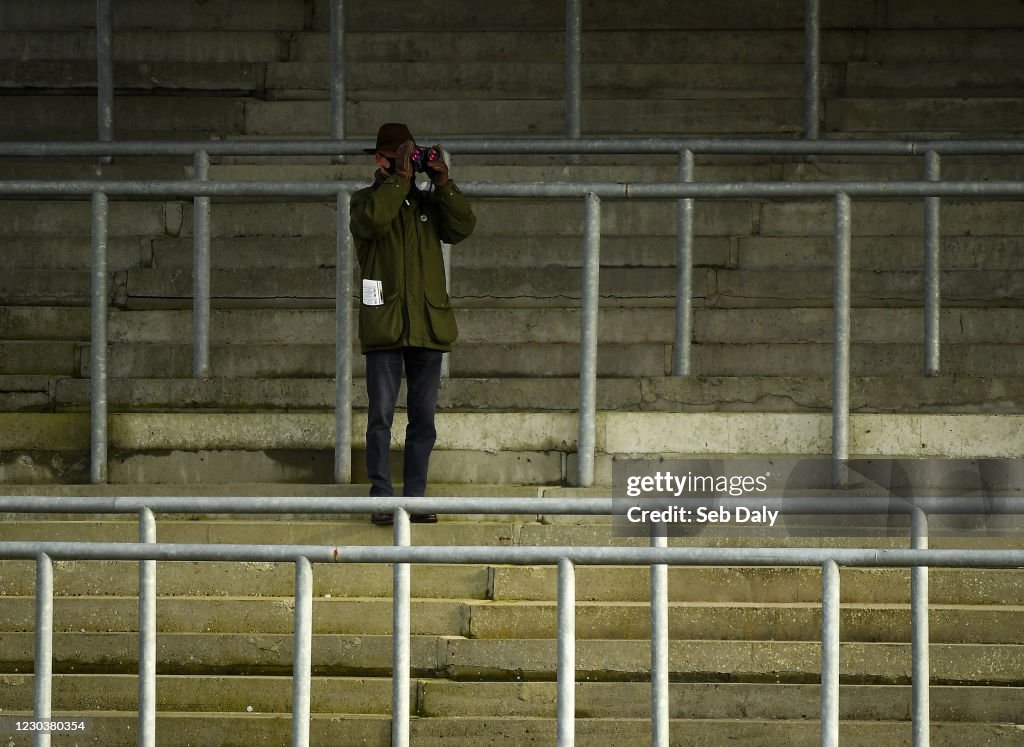 Horse Racing from Tramore