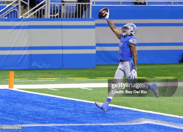 Marvin Jones of the Detroit Lions makes a 26 yard touchdown catch during the third quarter of the game against the Minnesota Vikings at Ford Field on...