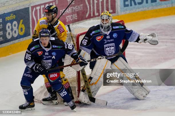 Toni Kaehkoenen of Fehervar, Benjamin Nissner of Vienna and Jaroslav Janus of Fehervar during the Bet-at-home Ice Hockey League Vienna Capitals v...